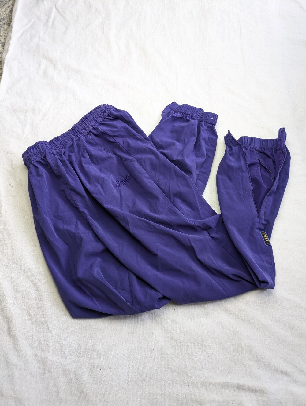 Women's Asics Joggers Windbreaker Ankle Zip Pants Small Purple